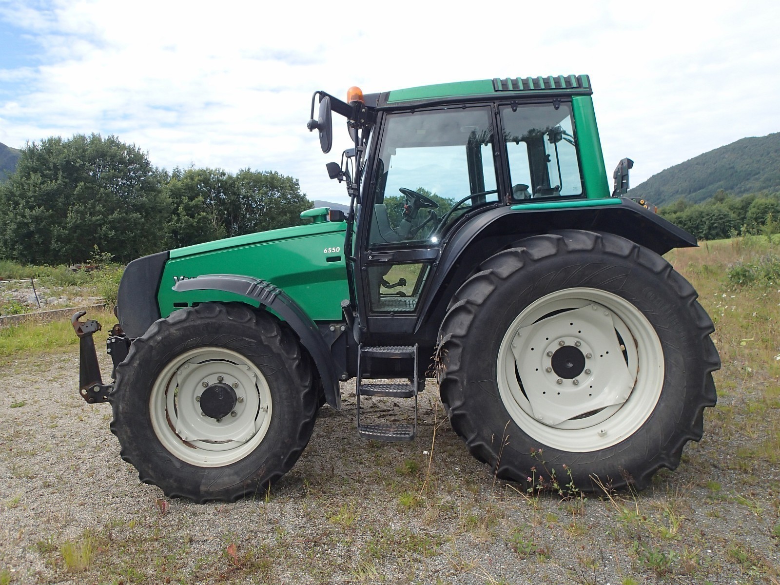 2004 Valtra 6550 — zdjęcie 1