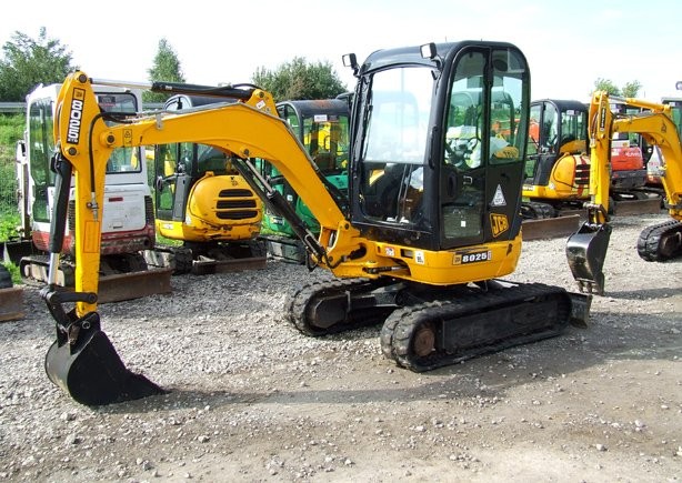 JCB 8025 ZTS — zdjęcie 1