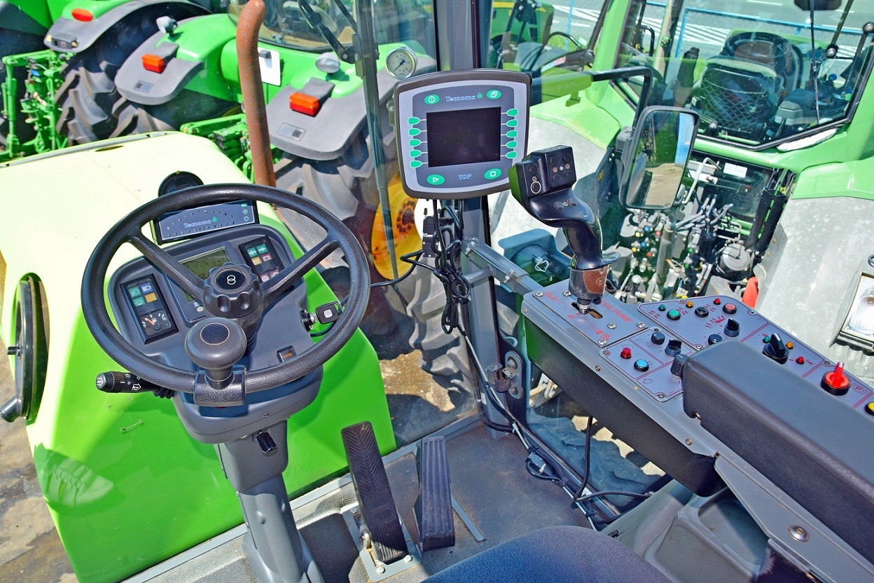TECNOMA LASER 3240 - 140 CM - 2009 ROK - 40 km/h — zdjęcie 4
