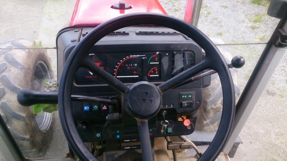 Ciągnik Massey Ferguson 362 — zdjęcie 4