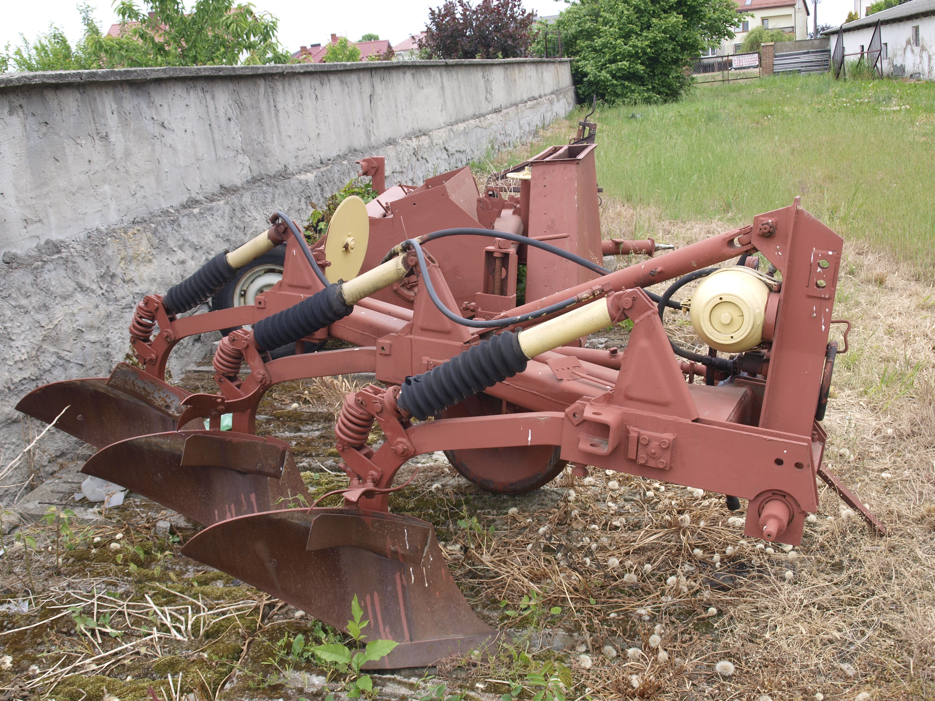 PŁUG HYDRAULICZNY 3 SKIBOWY