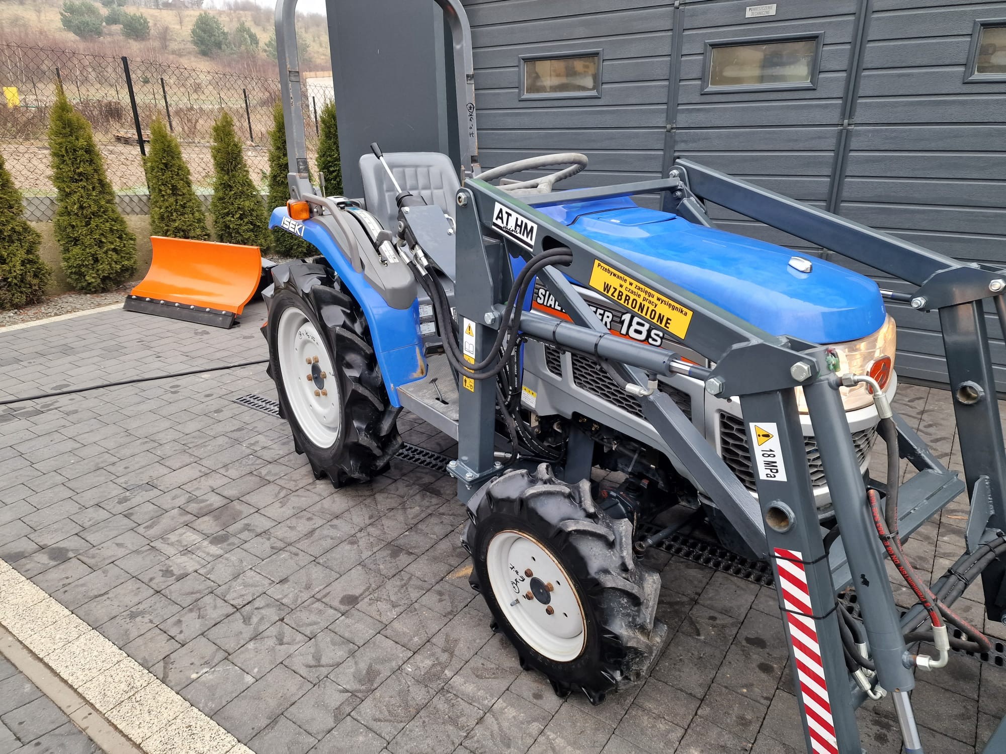iseki Hunter 18S — zdjęcie 3