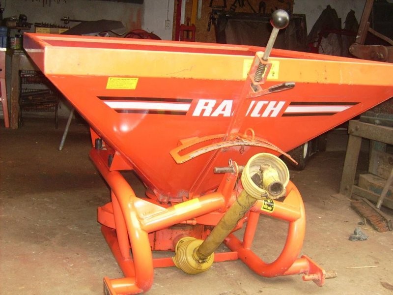 Rozsiewacz RAUCH ZSA 450 600kg przystawka do sadu — zdjęcie 2