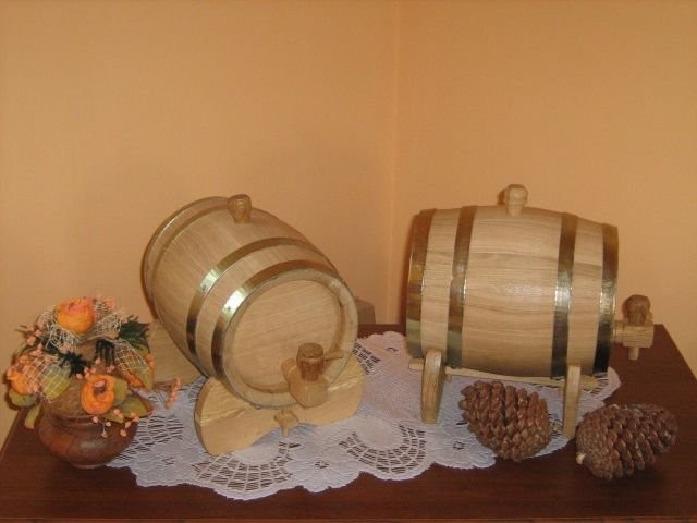 Beczki dębowe na wino, antałki PRODUCENT — zdjęcie 1