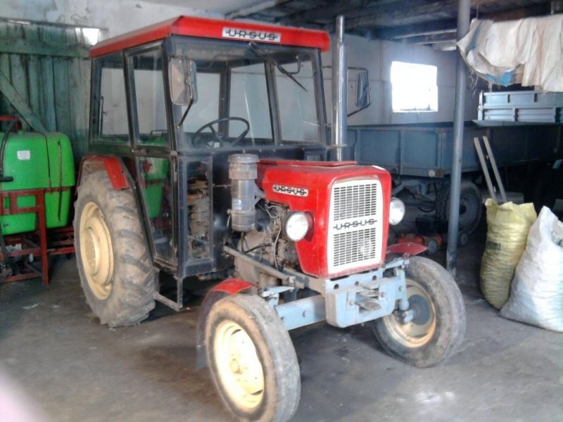 Ursus C-330 M — zdjęcie 4