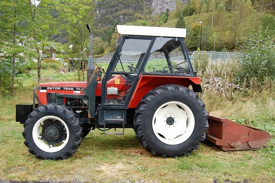 Zetor 724.5 - 1998 - 1998 — zdjęcie 1