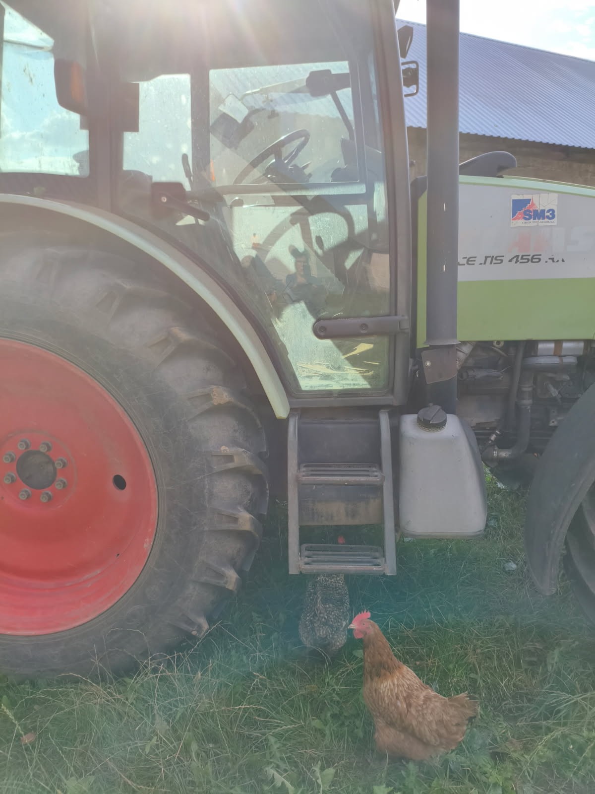 Gotowy do pracy w dobrym stanie technicznym ciągnik sprzedam .   — zdjęcie 1