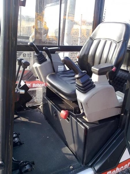 Mini koparka BOBCAT 319 - 2006 rok — zdjęcie 4