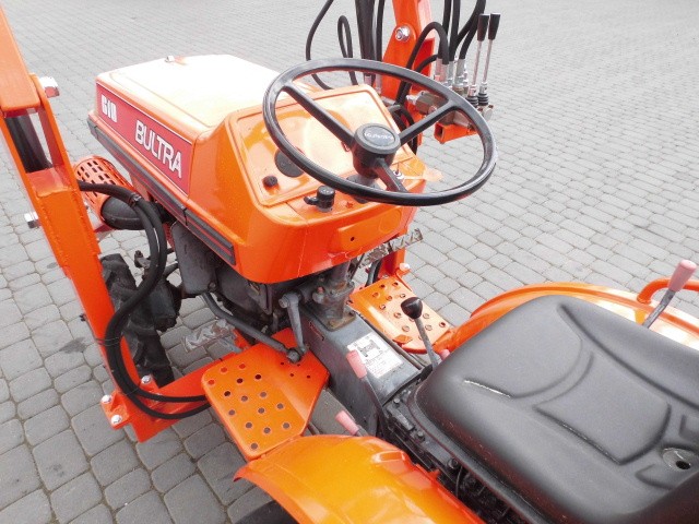  Kubota Bultra B 10 + TUR 4x4 mini traktor traktorek ogrodniczy iseki  — zdjęcie 4