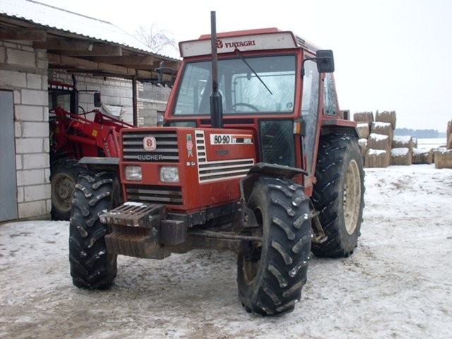 Sprzedam ciągnik FIAT DT 80/90 — zdjęcie 2