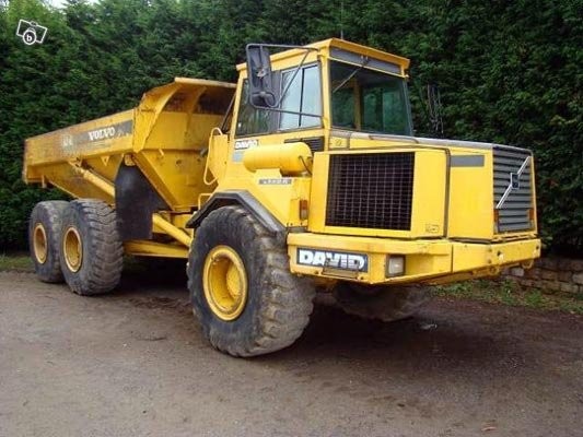 CASE 590.695.JCB.MECALAC.CAT — zdjęcie 2