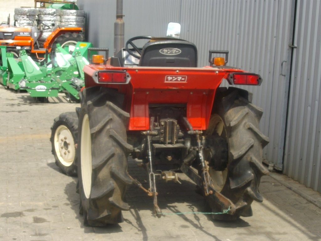 Mini Traktorek YANMAR F20D kubota iseki 20 KM4x4 — zdjęcie 4