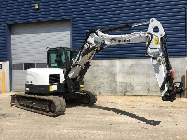 Bobcat E80 — zdjęcie 1
