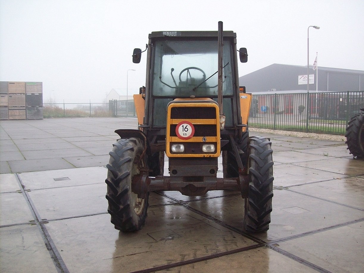 Renault 7514 (napęd 4x4) — zdjęcie 4