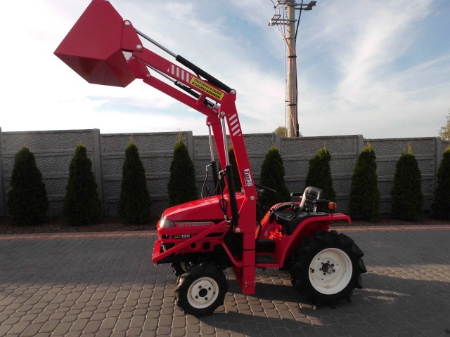 Mitsubishi MT135+ ładowacz TUR  — zdjęcie 2