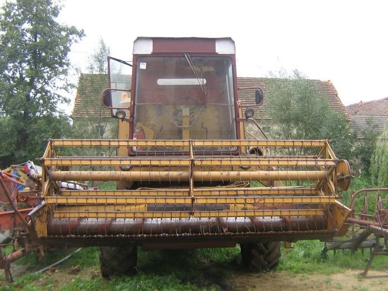 kombajn zbożowy Bizon Z56 — zdjęcie 2
