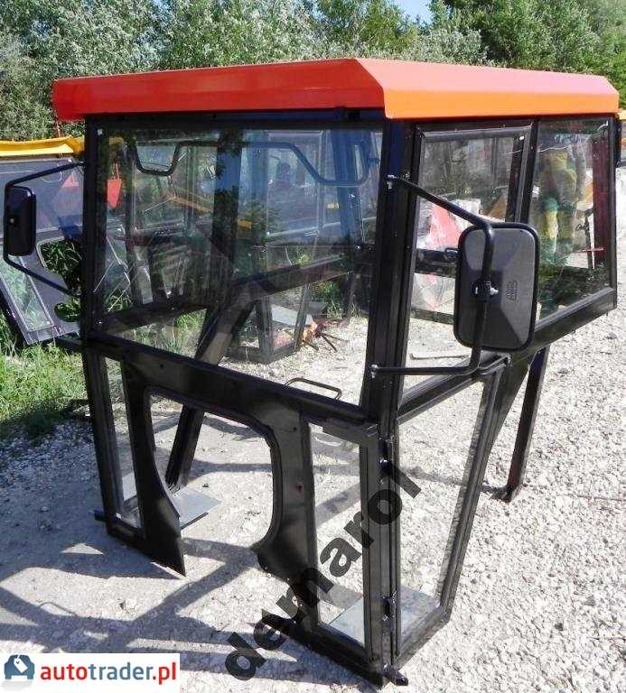 Kabina do Ursus C330 / C360 bez błotników — zdjęcie 1