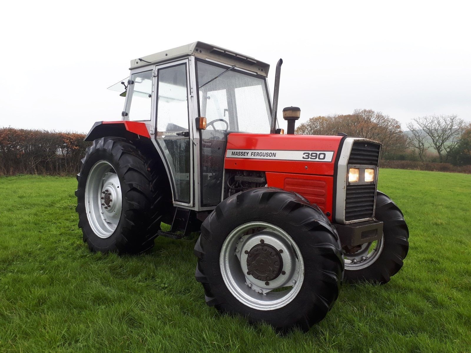 Sprzedam Massey Ferguson 390 — zdjęcie 2