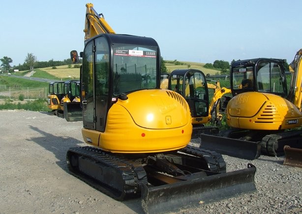 Minikoparka JCB 8045 ZTS, rok 2006. — zdjęcie 2