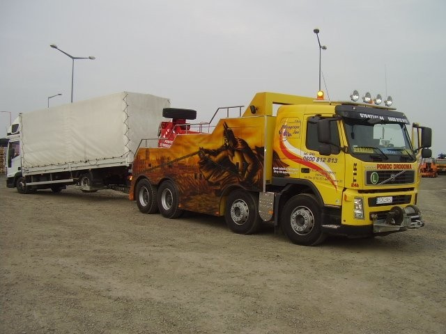 Tir holowanie 24h 600812813,pomoc drogowa Tir — zdjęcie 1