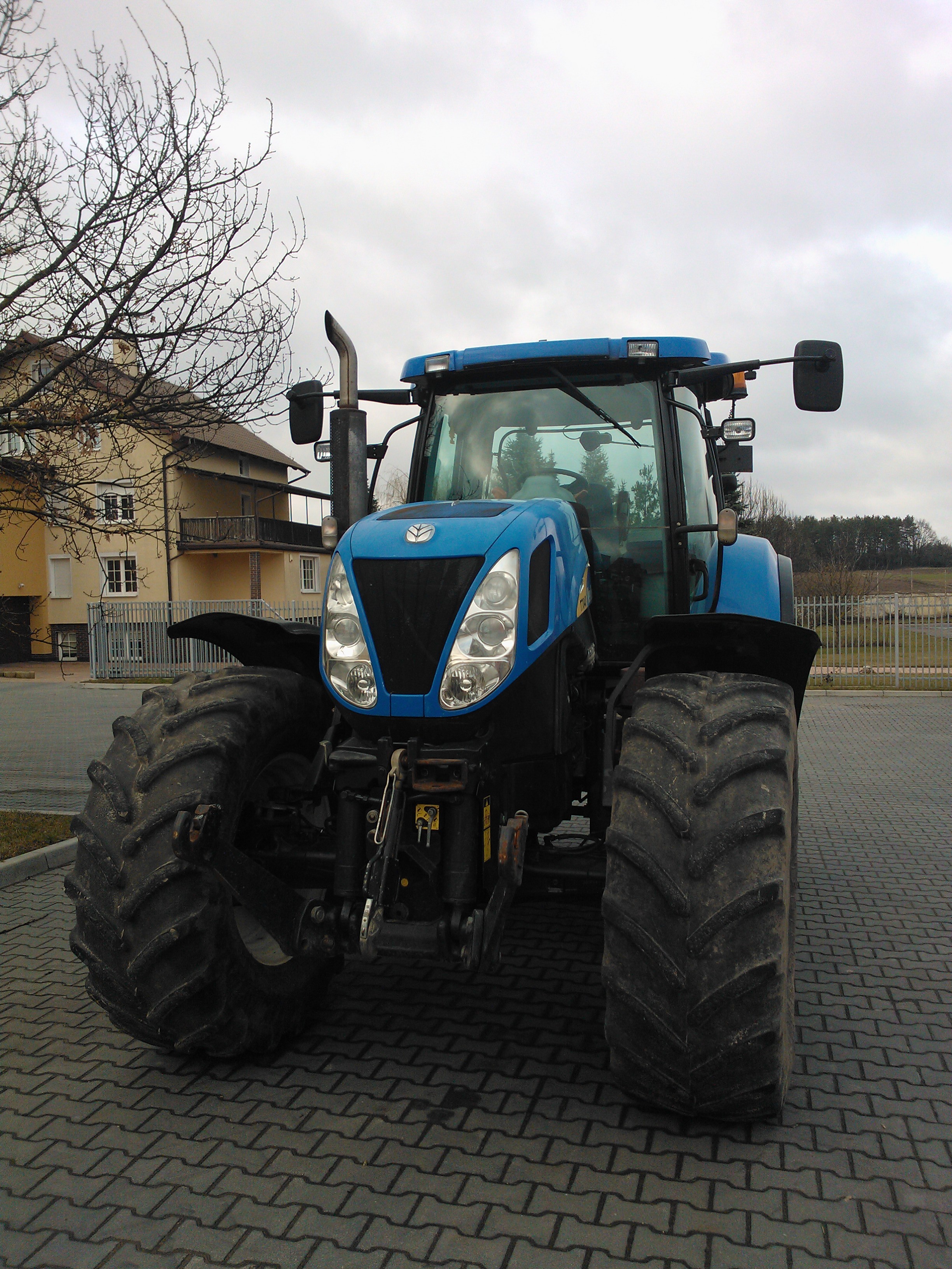 Sprzedam ciągnik NEW HOLLAND T 7040 218 KM/160kW — zdjęcie 6