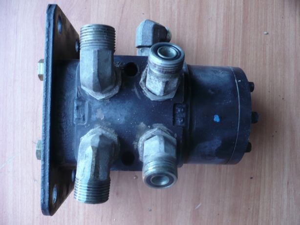 Orbitrol New Holland 8670,8770,8870,8970,Ford G170,G190,G240 — zdjęcie 1