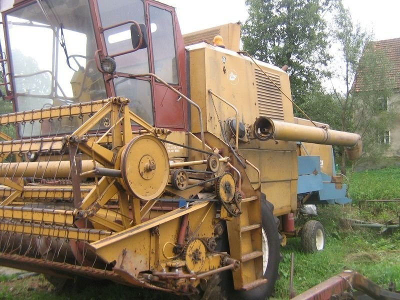kombajn zbożowy Bizon Z56 — zdjęcie 3