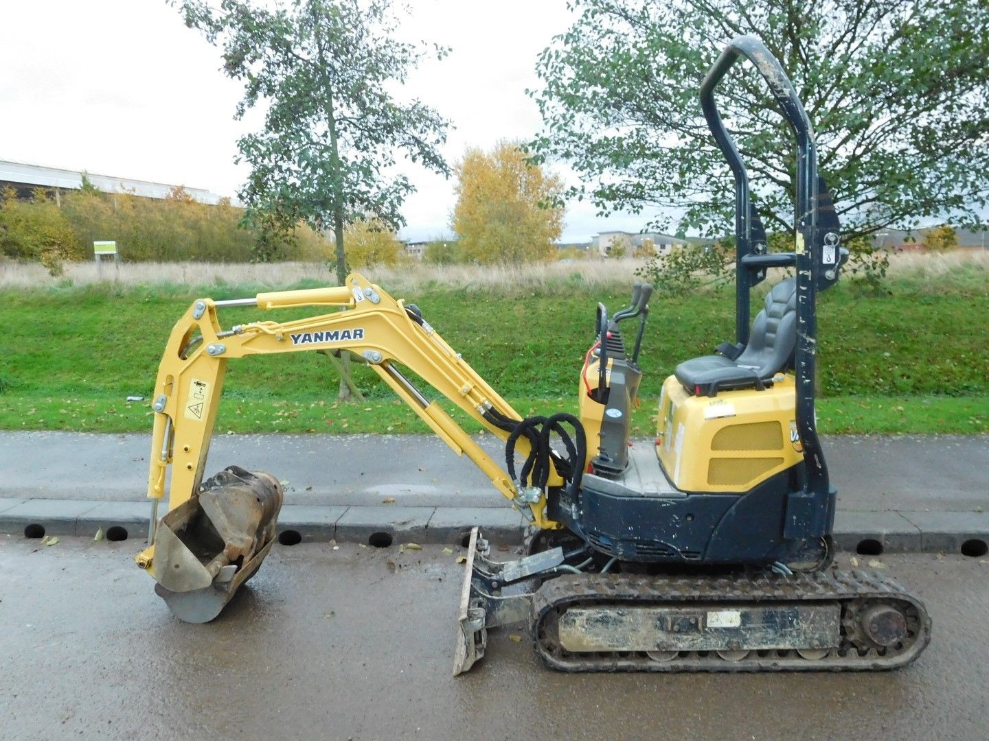 Minikoparka Yanmar VIO10 - 2015 — zdjęcie 1