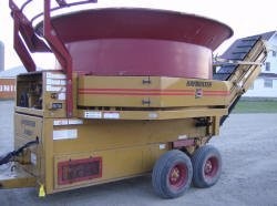 Haybuster H1100 PTO/H1155 Haygrinder — zdjęcie 2