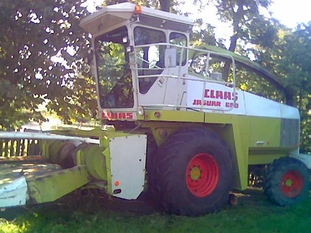 Claas Jaguar 690
