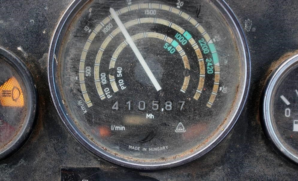 Ciągnik Zetor 7045. 75Z — zdjęcie 5