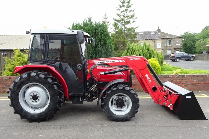 Massey Ferguson 420  -  2007 — zdjęcie 1