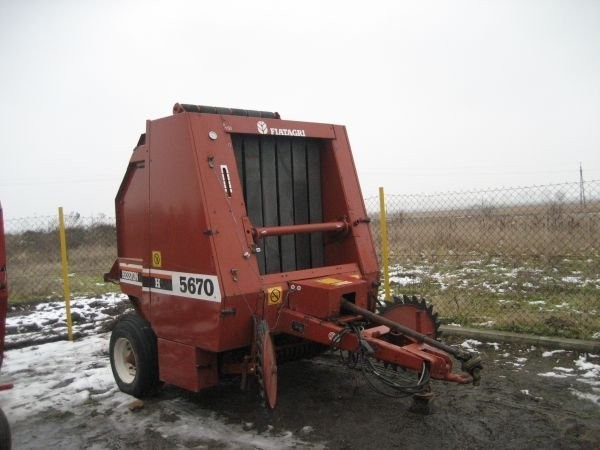 New Holland Fiatagri Hesston 5670, 1992r — zdjęcie 1