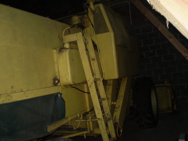 Kombajn NEW HOLLAND              OKAZJA !!!! — zdjęcie 1