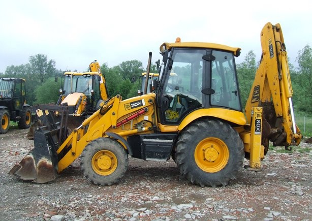 JCB 3CX Sitemaster PC z roku 2005 \\ — zdjęcie 2