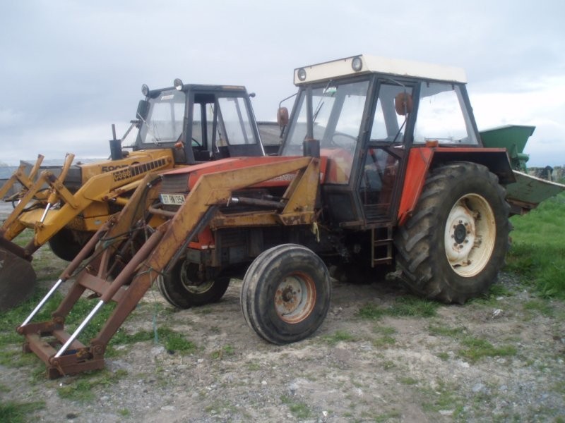 Zetor 8111 z ladowaczem czolowym