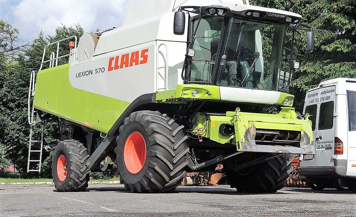 CLAAS LEXION 570 - 2005 ROK — zdjęcie 1
