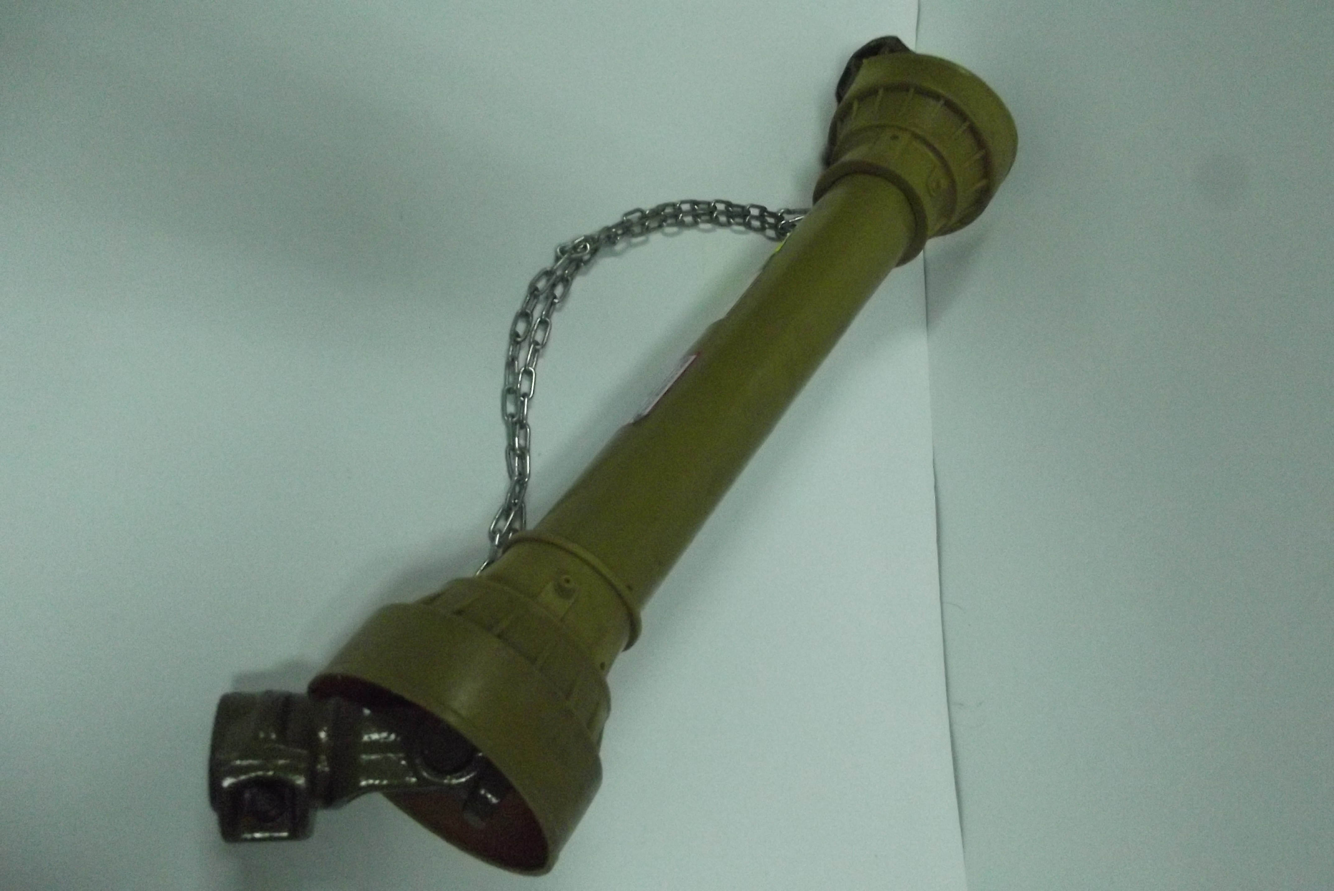 Wał odbioru mocy WOM Trójkątny L 510 mm, 300Nm, 6 wpustów — zdjęcie 1