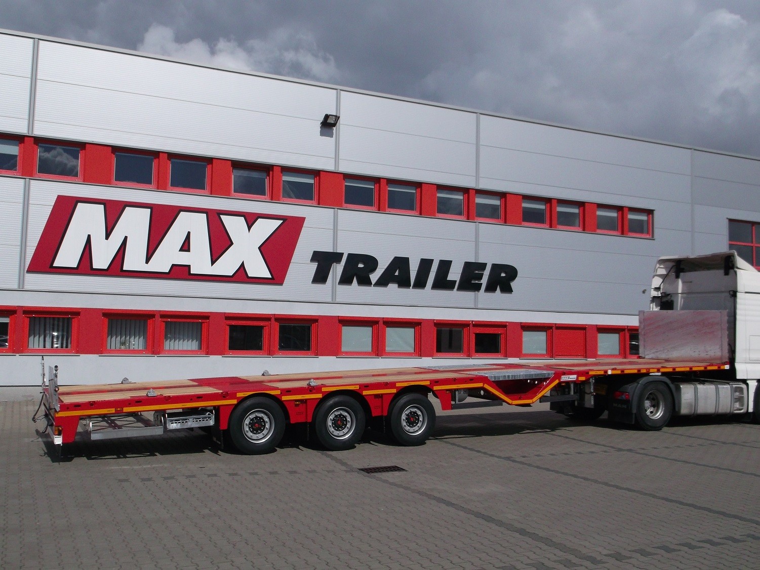 Naczepy typu mega i semi MAX Trailer, Faymonvile,Goldhofer,Nooteboom — zdjęcie 4