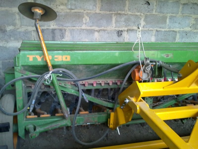 AMAZONE D7 SPECIAL II 3m — zdjęcie 1