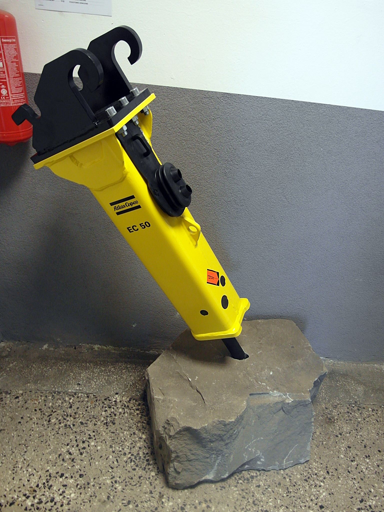 Młot hydrauliczny minikoparka 3 tony JCB 8030, 8035 CAT 150kg — zdjęcie 2
