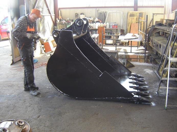 ŁYŻKI DO KOPAREK------- ŁYŻKI STEROWANE HYDRAULICZ — zdjęcie 6