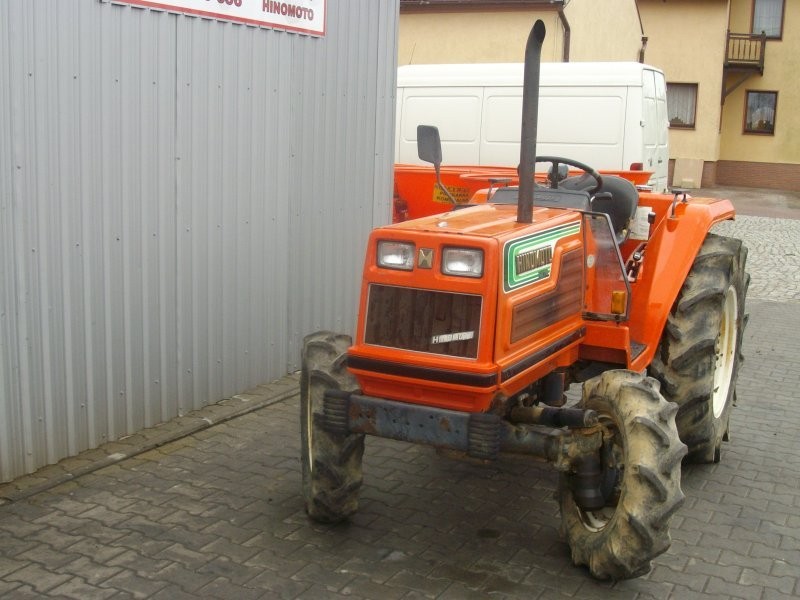 Mini traktorek Hinomoto N279, 27KM, 4x4 — zdjęcie 1