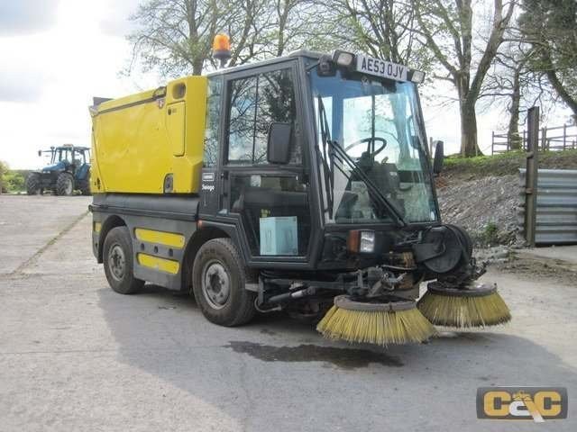 ZAMIATARKA SCHMIDT COMPACT 200 — zdjęcie 2