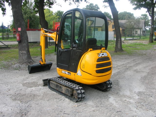Okazja! Mini-koparki JCB 8018 2011 rok — zdjęcie 5