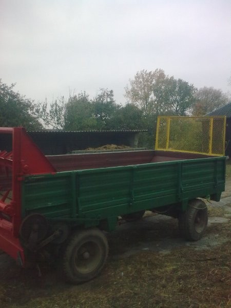 Rozrzutnik obornika 4T — zdjęcie 3