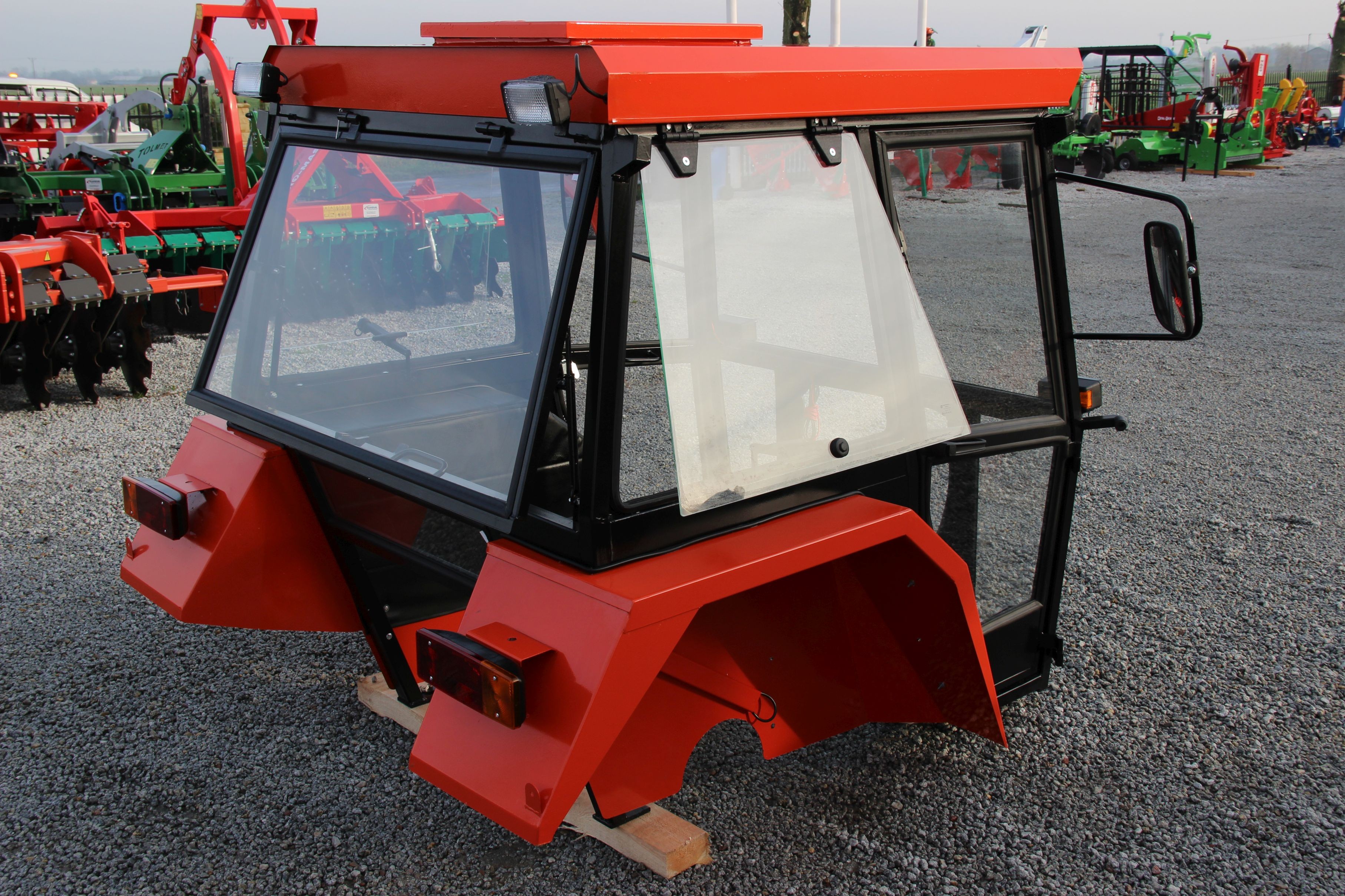 Kabina ciągnikowa C360 D-Lux Ursus C-360 kabiny do ciągnika — zdjęcie 3