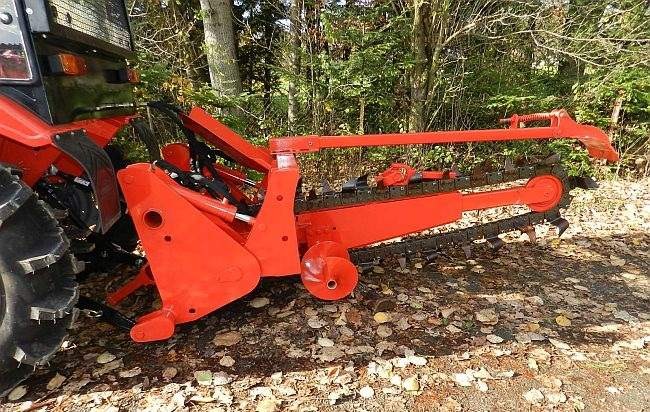 Samojezdna koparka łańcuchowa z zasypywarką, napęd ciągnik 50 kM — zdjęcie 4