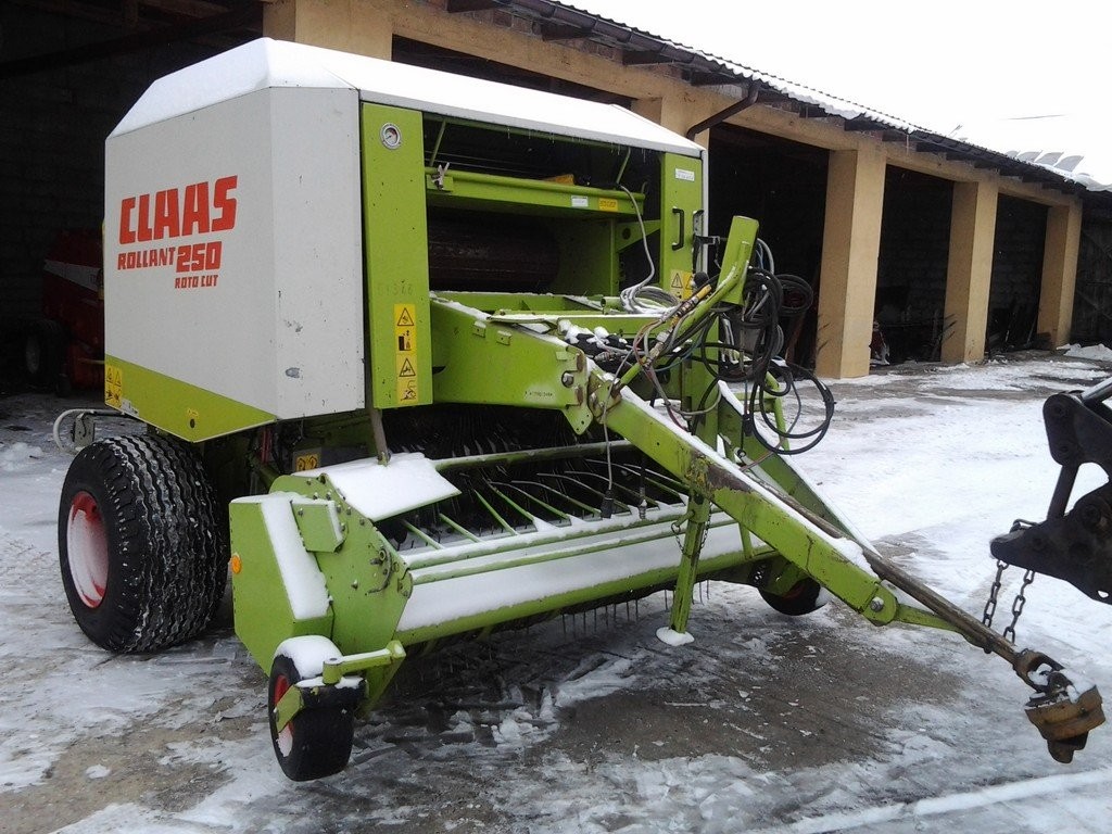 Claas Rollant 250 Roto Cut - 2000 — zdjęcie 2