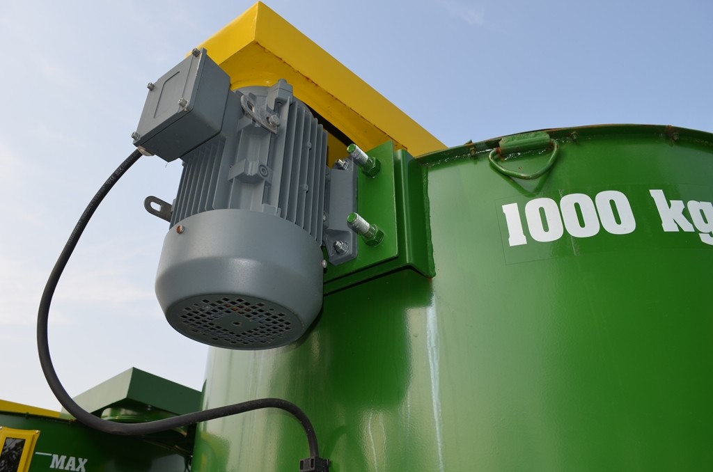 NOWY Mieszalnik pasz M-Rol 1000kg RATY0% — zdjęcie 4